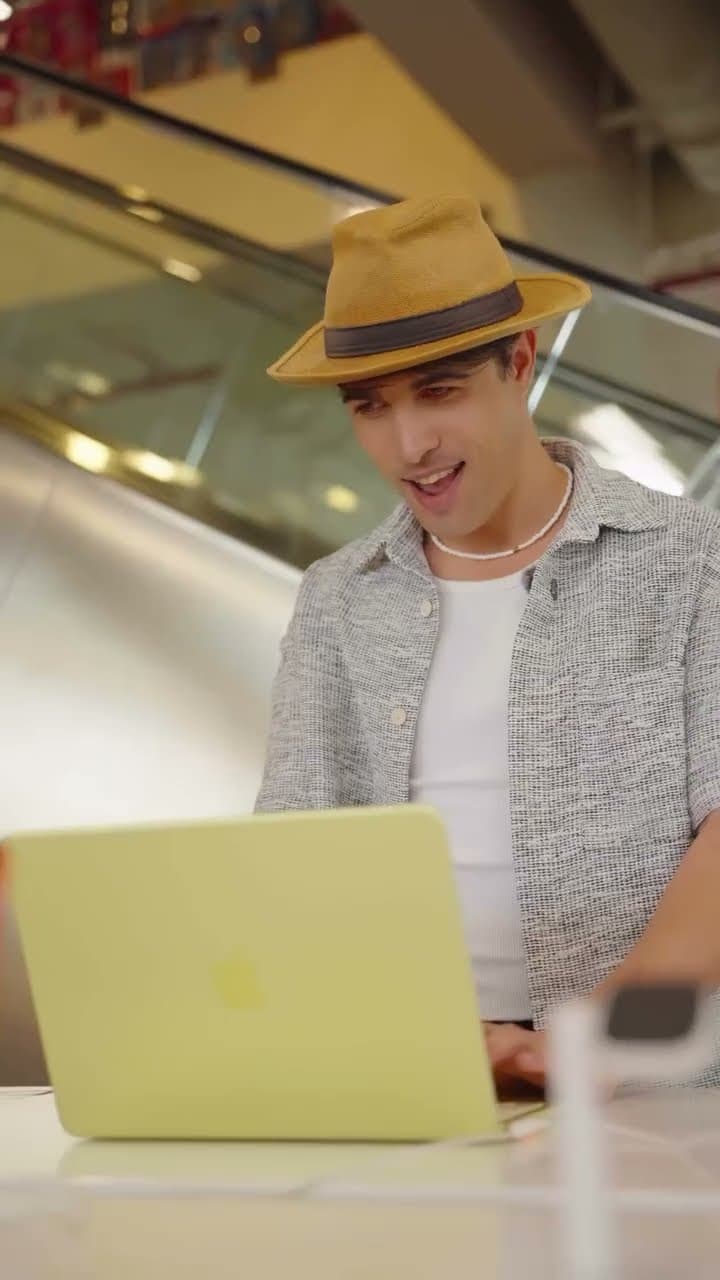 Jarir Bookstore creator video